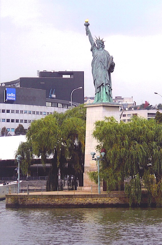 statue of liberty las vegas comparison. The Statue of Liberty,